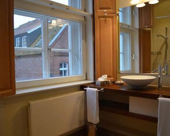 Twardokus - Aurich - Badkamer