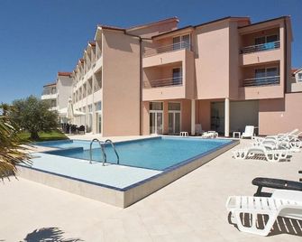 Hotel Duje - Vodice - Pool