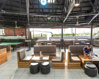 Urban Travellers Hotel - Pasay - Restaurante