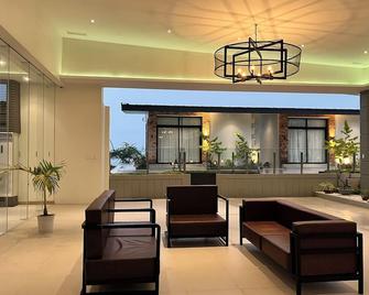 Proxy Plus Pangasinan - Alaminos - Lobby