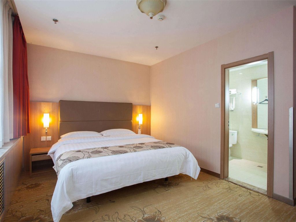 Ibis Qingdao Chengyang