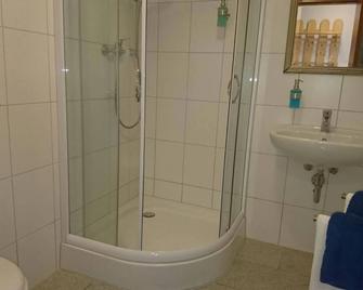 Hotel Garni Forsthaus Ruhpolding - רופולדינג - חדר רחצה