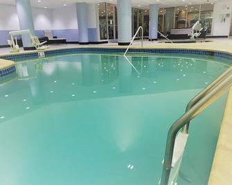 Hyatt Regency New Brunswick - New Brunswick - Pool