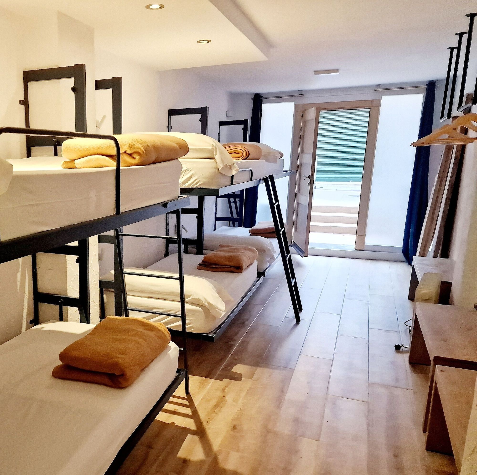 Y Hostel - Albergue Juvenil - פלמה דה מיורקה - חדר שינה