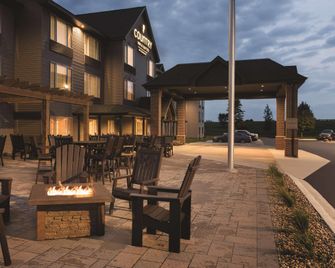 Country Inn & Suites by Radisson, Mankato, MN - Mankato - Patio