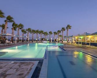 Mammis Beach Hotel - Kardamena - בריכה