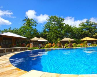 Two Fish Resort Bunaken - Manado - Havuz