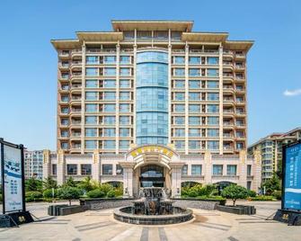 Qingdao Hanyuan Century Hotel - Qingdao - Building