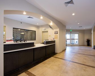 Candlewood Suites Greeley By IHG - Greeley - Vastaanotto