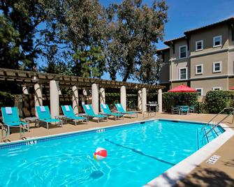 TownePlace Suites by Marriott San Jose Cupertino - Σαν Χοσέ - Πισίνα