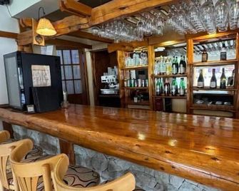 Hosteria Cumbres Blancas - Esquel - Bar