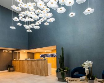 Grande Beach Resort - Myrtle Beach - Front desk