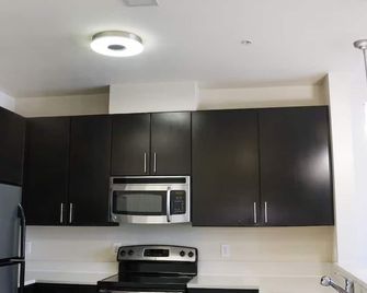 Cozy & Inviting 2bd 2bth Apt Home - Owings Mills - Kuchyň