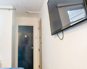 La Tavola Calda Hotel - Nuneaton