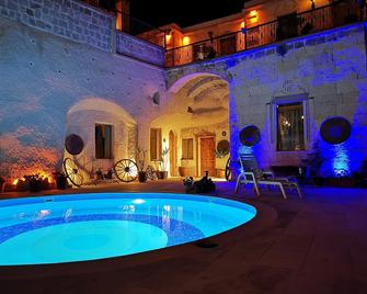 Hermes Cave Hotel - Uchisar - Pool