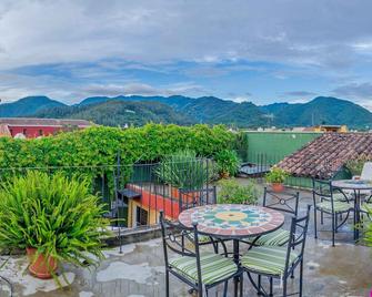 Hotel Casa Rustica By Ahs - Antigua - Balkon