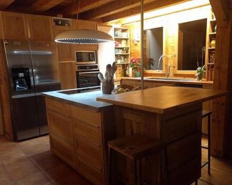 Pleasant family country cottage - Embrun - Cuisine
