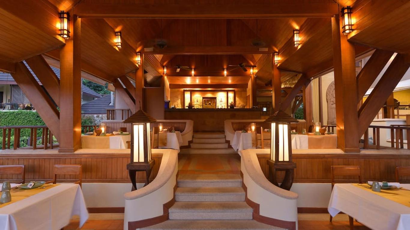 Andaman White Beach Resort - Sha Plus