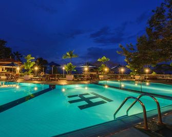 Hotel Topaz - Kandy - Piscine