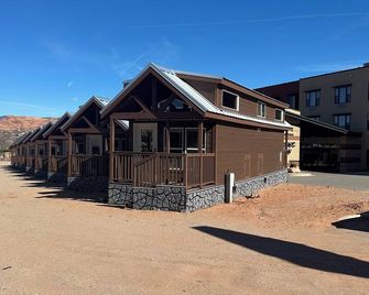 Arches Hut - Moab - Building