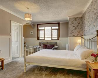 Exmoor House - Minehead - Bedroom