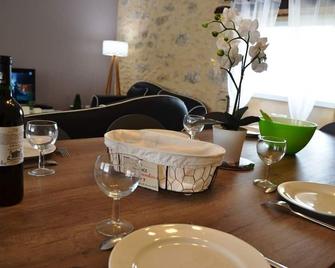 Gîte la Forge 4 étoiles - Monségur - Restaurante