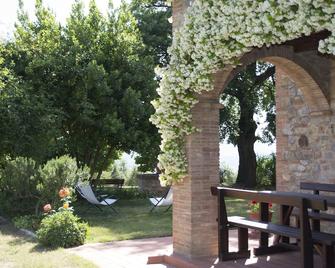 Agriturismo Cornieto - Monteleone Orvieto - Patio