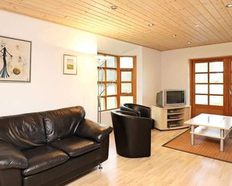 6 person holiday home in Læsø-By Traum - Vesterø Havn - Living room