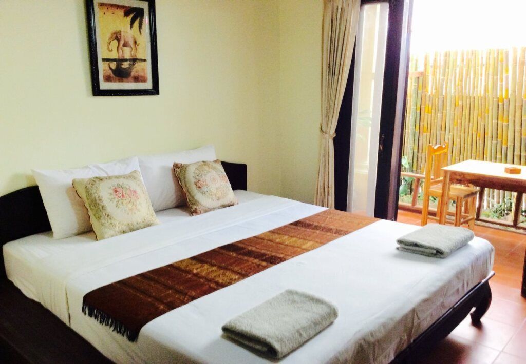 فازيث جيست هاوس