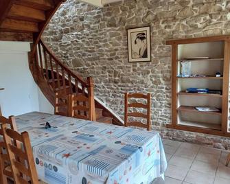 Homerez - Comfortable house in Plehedel with a fireplace - Pléhédel - Comedor