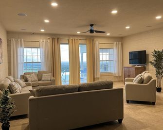 Amaro Villas Barbados Feel like When You - Fisher Pond - Oturma odası