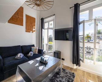 Quiet and luxurious apartment - Cannes Center - 1BR4p - Cannes - Living room