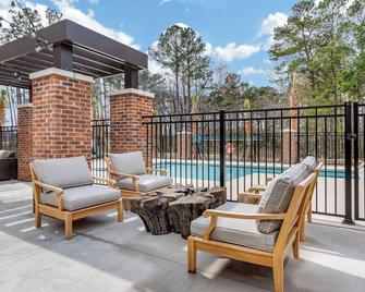 DoubleTree by Hilton Summerville Nexton - Summerville - Balkon