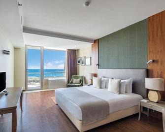 Angra Marina Hotel - אנגרה דו ארואיזמו - חדר שינה