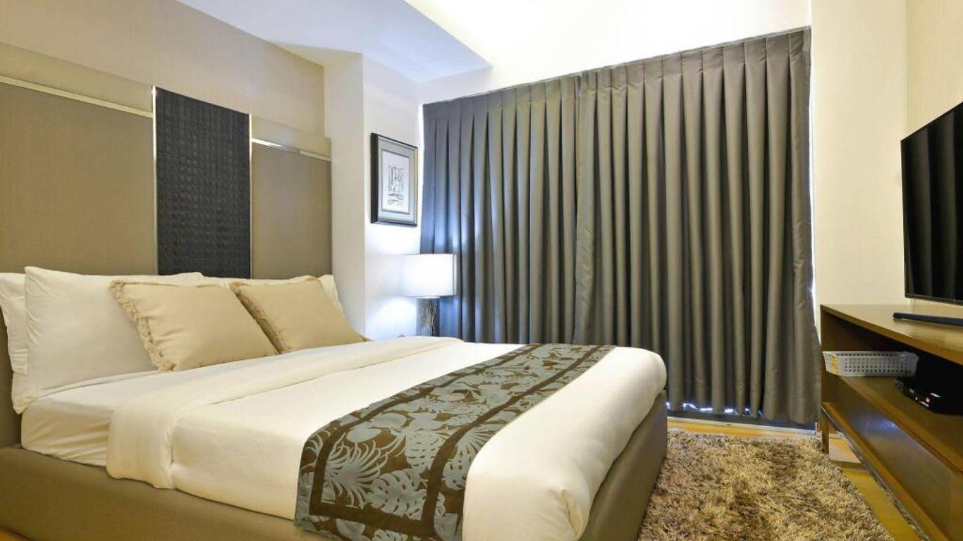 Milano Versace Suites