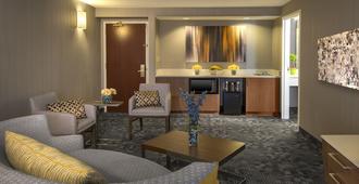 Courtyard by Marriott Cleveland Airport/South - Middleburg Heights - Olohuone