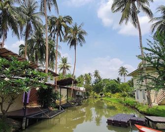 Kalacanal Resort - Amphawa - Extérieur