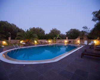 5stars villas - Svoronata - Basen