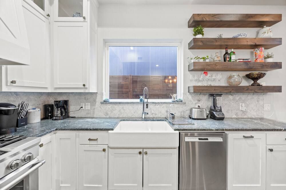 Luxury 4br Dallas Home / 5 Mins Dt / Private Yard - دالاس - مطبخ