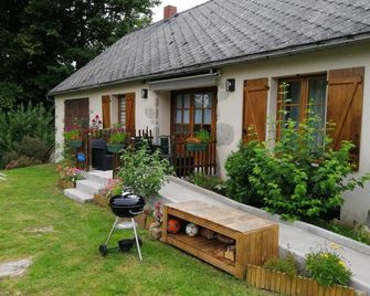 Le Logis de L'abeille Noire - Mérinchal - Patio