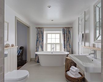 The Idle Rocks - Truro - Quarto