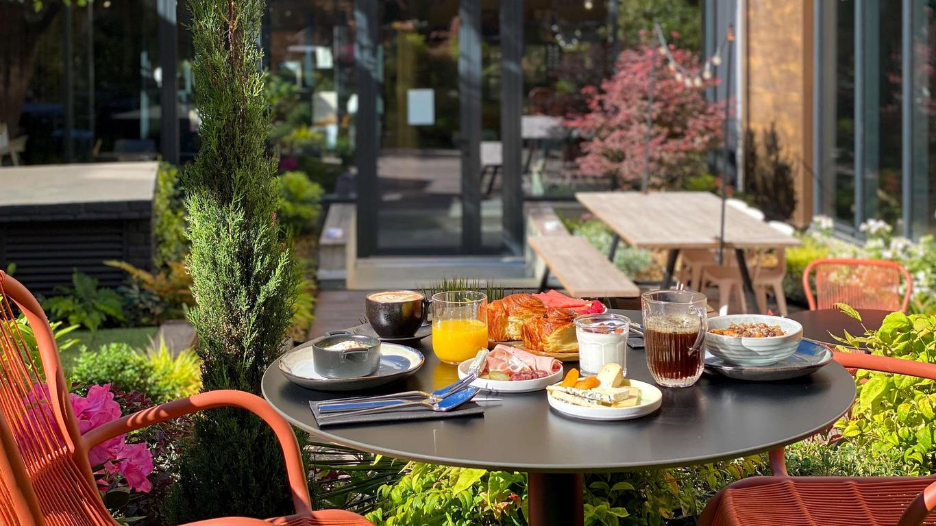 Tribe Paris Batignolles