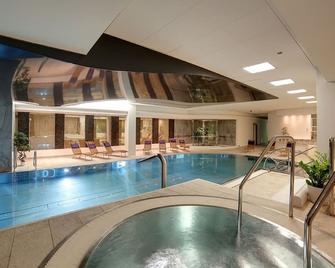 Hotel Thermal - Karlsbad - Pool