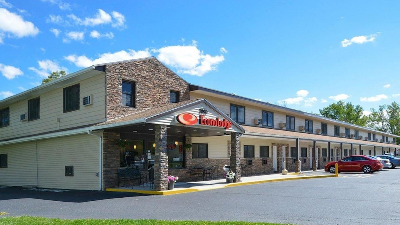 Econo Lodge Rochester I-90 and I-390