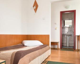 Hotel Beta - Cluj Napoca - Bedroom