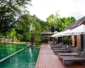 Flora Creek Chiang Mai - Chiang Mai - Pool