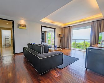 Mantra Samui Resort - Adults Only - Ko Samui - Vardagsrum