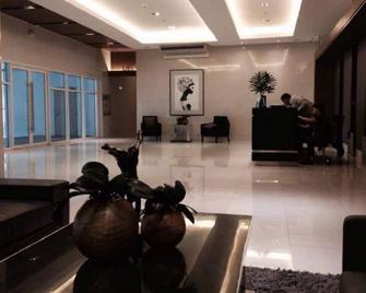 Relaxing 1 Bd With Balcony In Mezza II Residences, Quezon City, Ph - Quezon City - Lobby