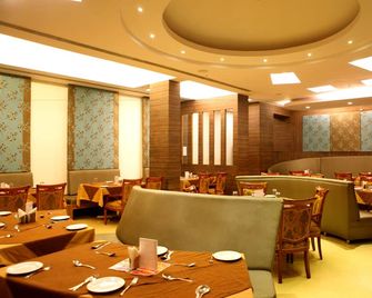 Venky Residency - Kakinada - Restaurante