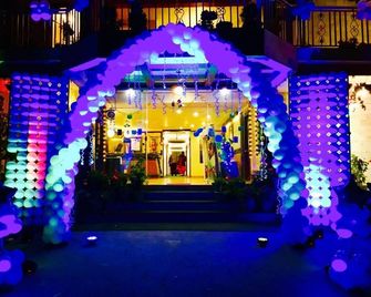 Hotel Sun N Snow - Mussoorie - Building